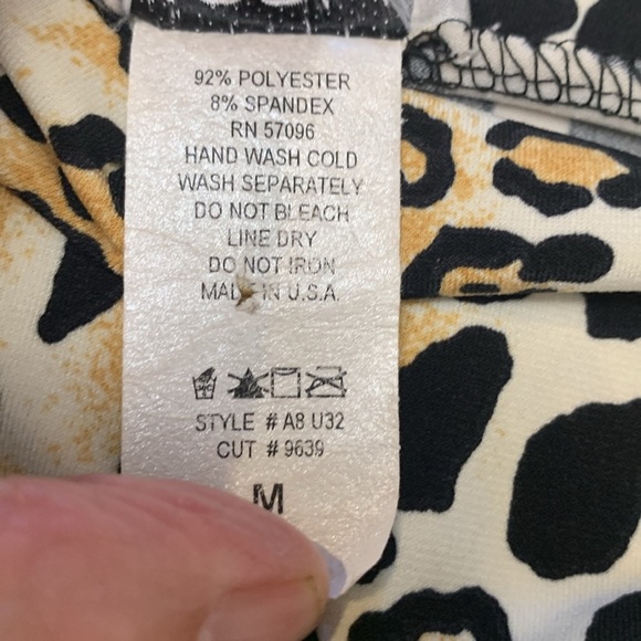 Nicola Animal Print Office Top, Stretch, 4 Season, Wrinkle Free, Easy Care - Picture 9 of 9